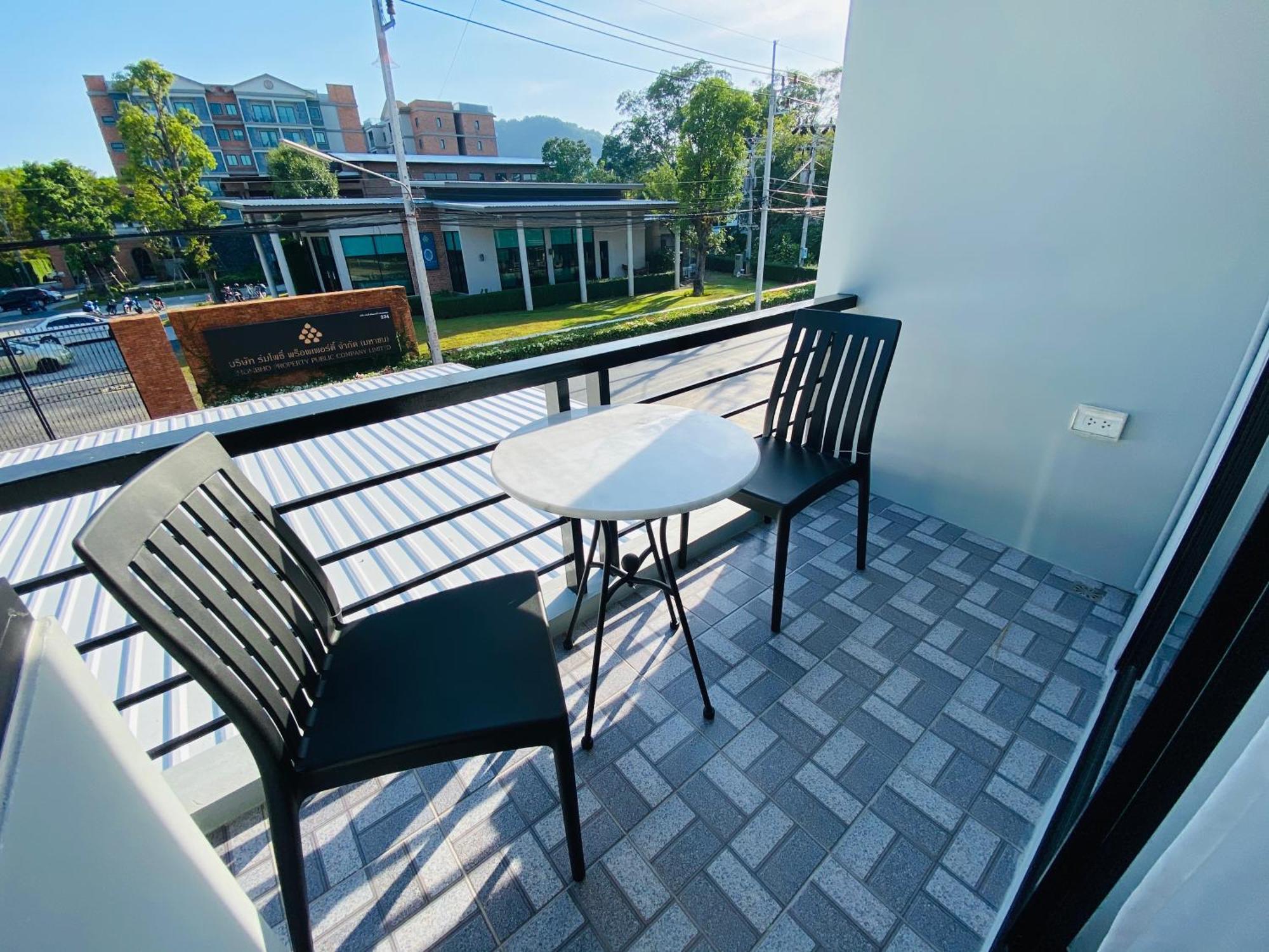 Pensiri House - Sha Extra Plus Nai Yang Номер фото